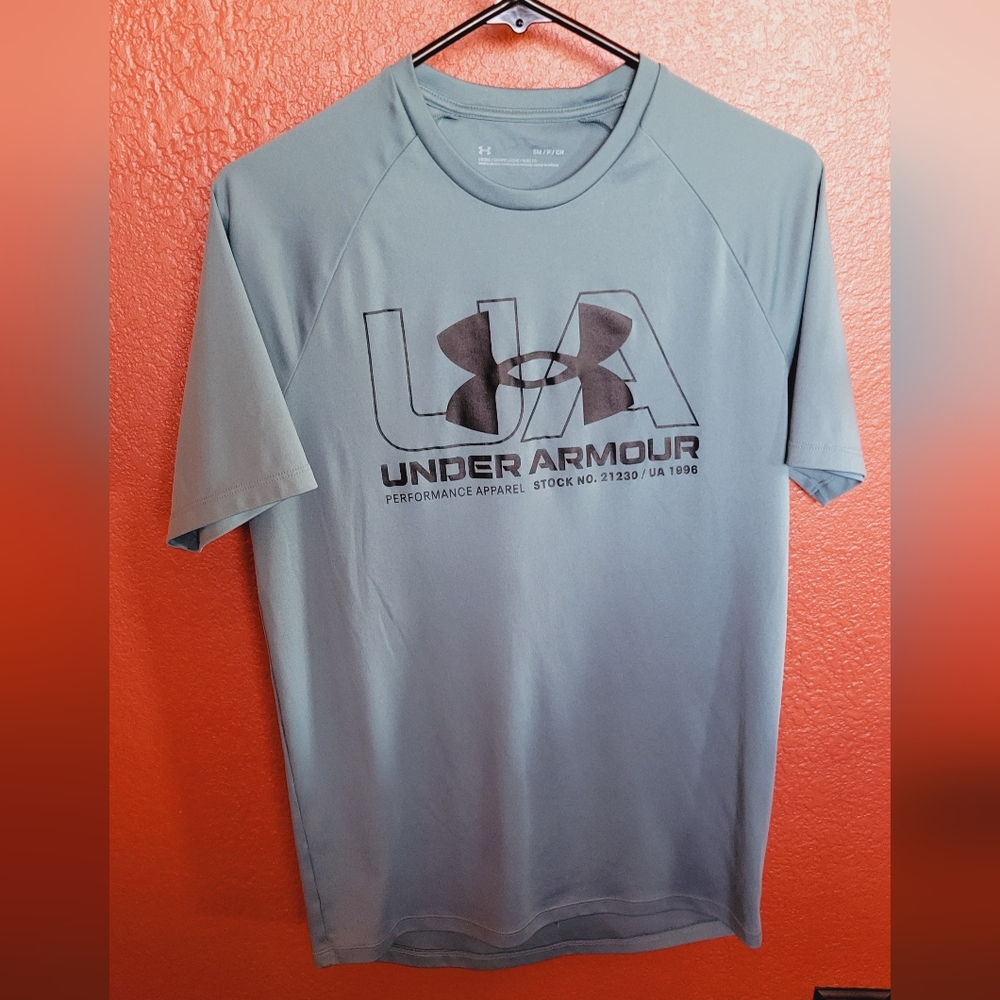 Under Armour Loose Fit Shirt